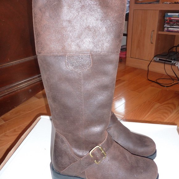 Paul Brodie Made in Canada Espresso Leather Boots - Picture 6 of 8